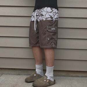 Speedo Vintage Y2K Hibiscus Floral Board Shorts